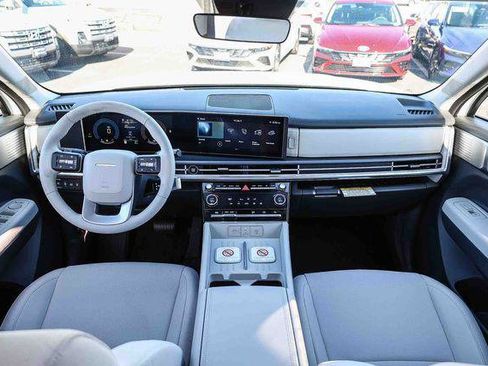 New 2026 Hyundai Santa Fe SE FWD image 13