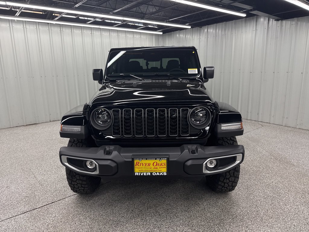 New 2026 Jeep Gladiator Sport AWD/4WD image 2
