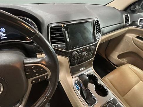 Used 2020 Jeep Grand Cherokee Limited image 11