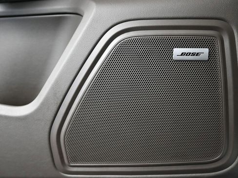 Used 2022 Porsche Macan image 17