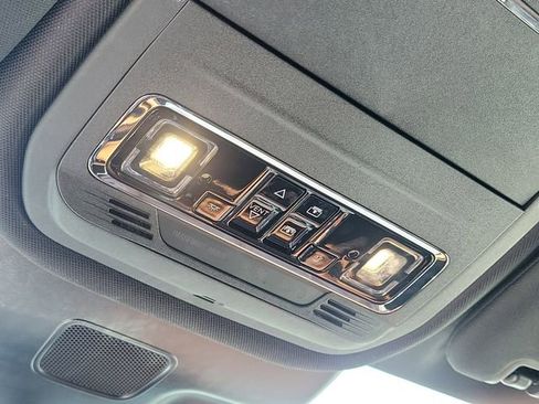 Certified 2022 Lincoln Aviator Reserve RWD image 31