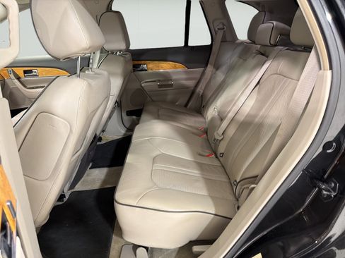 Used 2015 Lincoln MKX FWD w/ Equipment Group 101A image 12