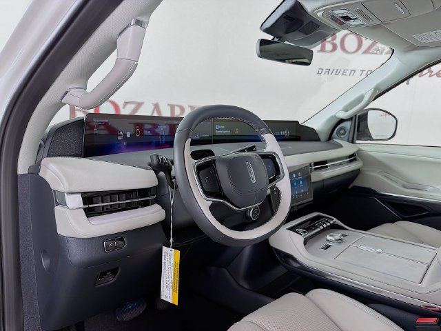 New 2026 Lincoln Navigator Reserve AWD/4WD image 9