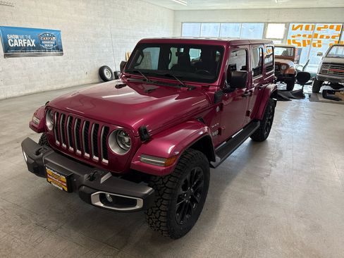 Used 2021 Jeep Wrangler Unlimited Sahara w/ Cold Weather Group image 99