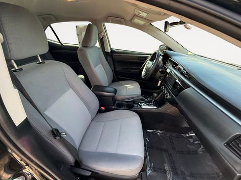Used 2014 Toyota Corolla L image 16