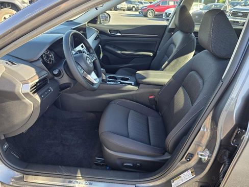 New 2025 Nissan Altima 2.5 SV w/ SV Special Edition Package image 11