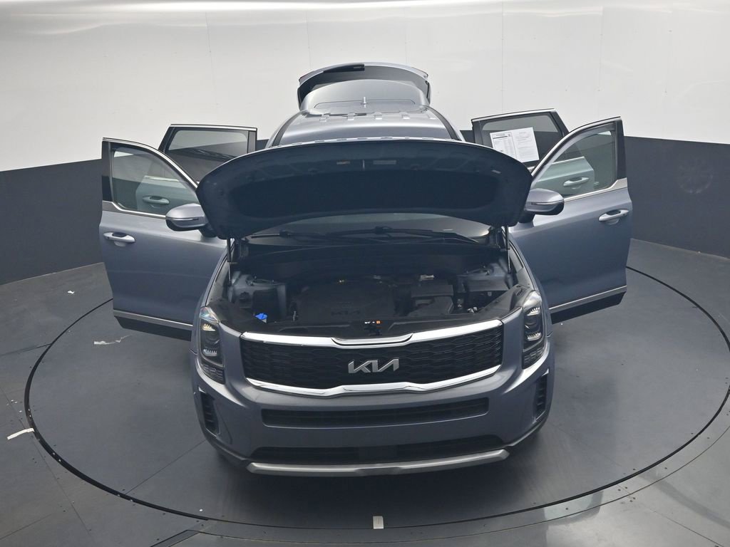 Used 2022 Kia Telluride LX AWD/4WD image 45