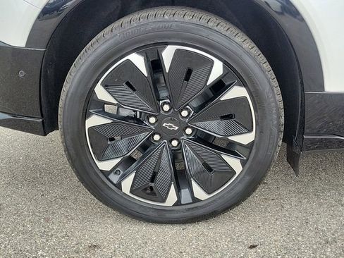 New 2025 Chevrolet Blazer EV RS w/ Super Cruise Package image 3