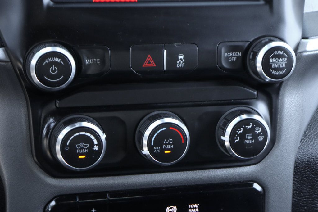 Used 2024 RAM 3500 Big Horn AWD/4WD image 31
