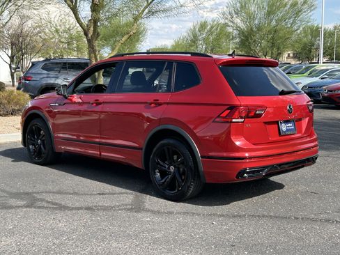 Certified 2024 Volkswagen Tiguan SE R-Line FWD image 3