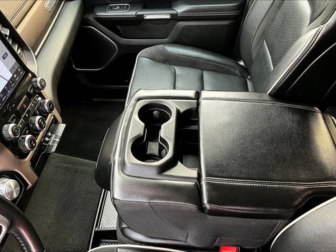 Used 2022 RAM 1500 Laramie image 19