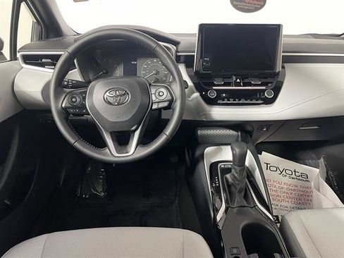 Certified 2025 Toyota Corolla SE FWD image 12