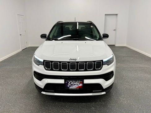 Used 2022 Jeep Compass Limited w/ Elite Group image 8