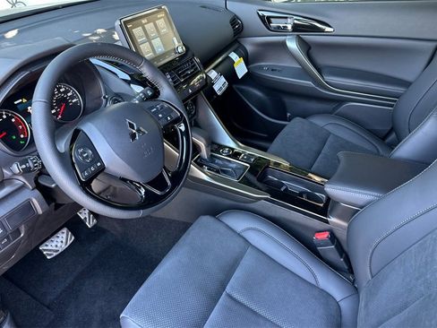 New 2025 Mitsubishi Eclipse Cross image 11