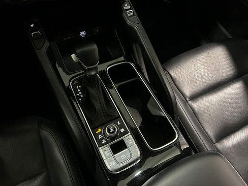Used 2021 Kia Telluride S AWD/4WD image 10