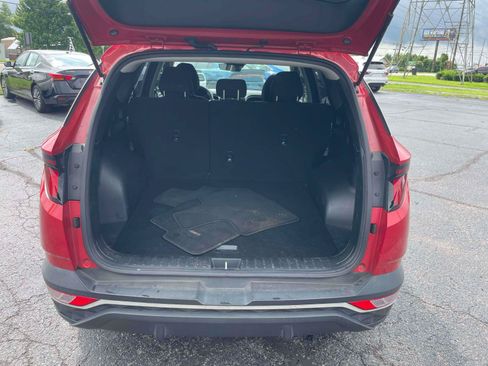 Used 2022 Hyundai Tucson SE w/ Cargo Package FWD image 6