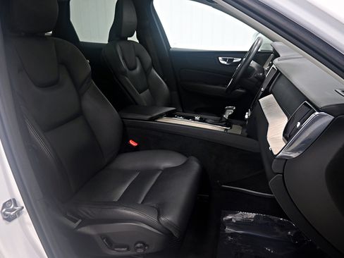 Used 2020 Volvo XC60 T6 Inscription AWD/4WD image 29