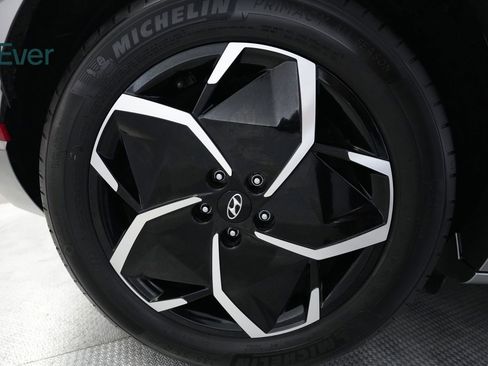 Used 2024 Hyundai Ioniq 5 Limited RWD image 19