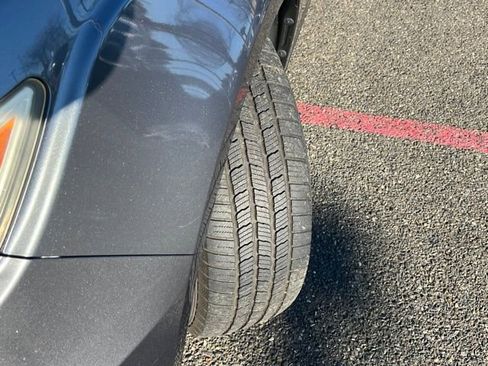 Used 2011 Honda Odyssey EX image 3