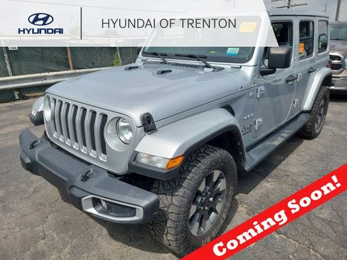 Used 2023 Jeep Wrangler Unlimited Sahara w/ Cold Weather Group AWD/4WD image 1