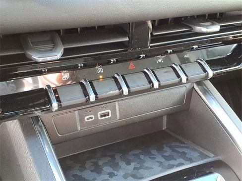 New 2026 GMC Canyon Elevation image 19