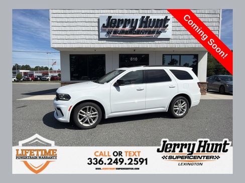Used 2024 Dodge Durango GT RWD image 1