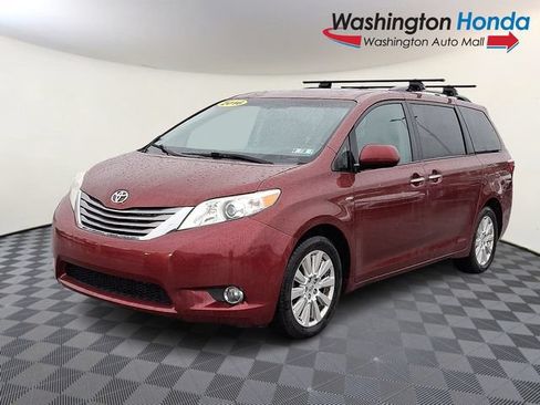 Used 2016 Toyota Sienna XLE AWD/4WD image 3