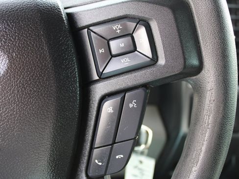 Used 2017 Ford F150 XLT image 27