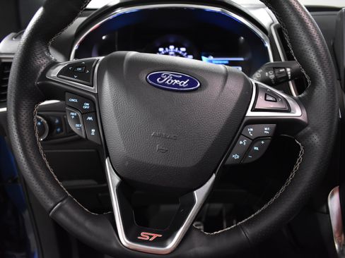 Used 2021 Ford Edge ST w/ Equipment Group 401A image 16