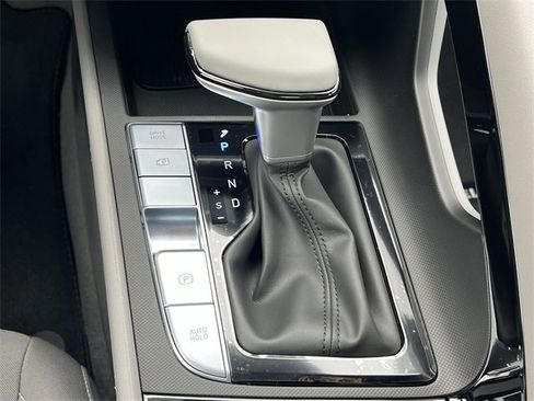 New 2026 Hyundai Elantra Sport image 17