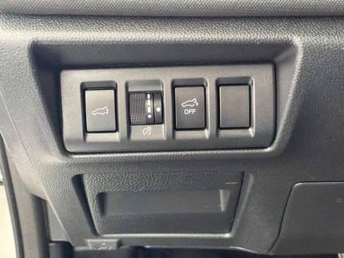 Used 2023 Subaru Outback Premium image 15