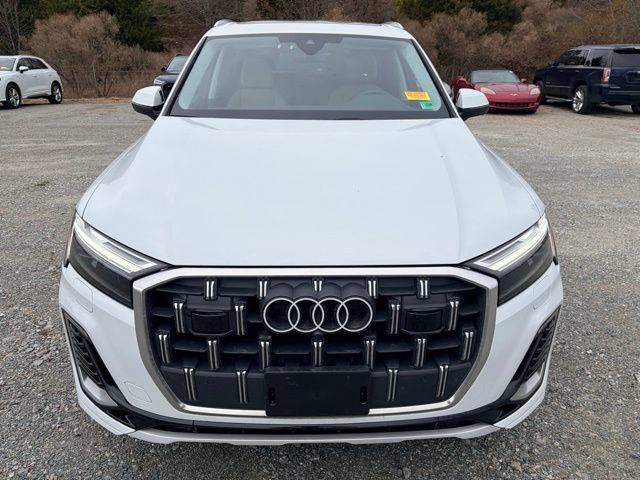 Certified 2026 Audi Q7 3.0T Premium Plus w/ Premium Plus Package AWD/4WD image 2