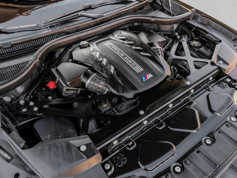 Used 2020 BMW X5 M Competition w/ Executive Package image 48