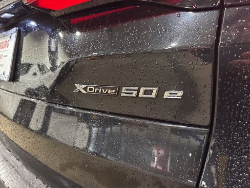 Used 2025 BMW X5 xDrive50e image 10
