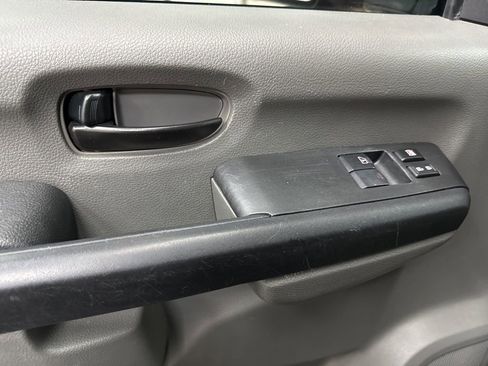 Used 2021 Nissan NV 3500 SL image 17