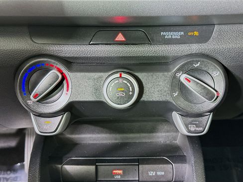 Used 2023 Kia Rio LX image 22