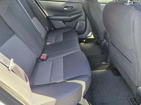 Certified 2023 Nissan Sentra SV FWD image 18