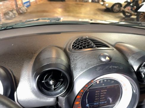 Used 2014 MINI Cooper Countryman S image 24