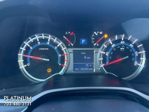 Used 2019 Toyota 4Runner TRD Off-Road Premium AWD/4WD image 6