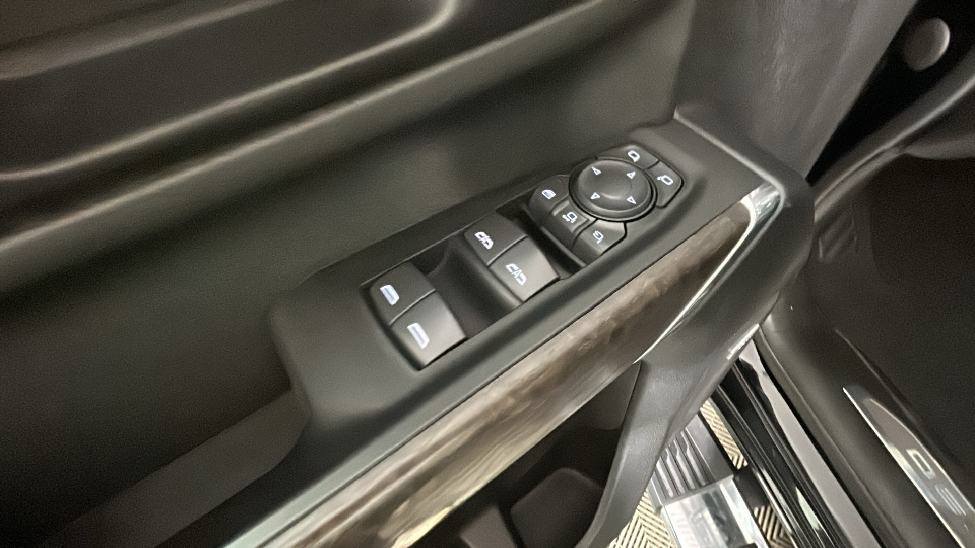 Used 2022 GMC Sierra 2500 Denali AWD/4WD image 13
