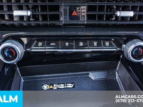Used 2025 Chevrolet Tahoe LT AWD/4WD image 44