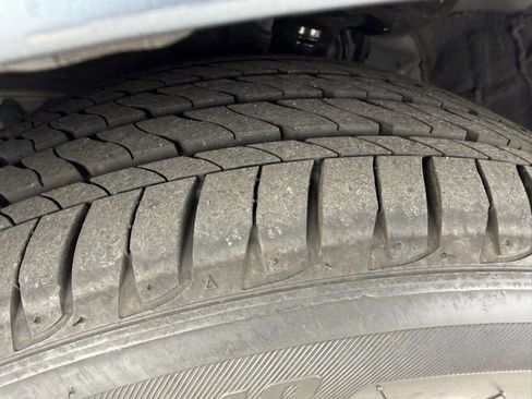 Used 2025 Toyota Corolla LE image 26