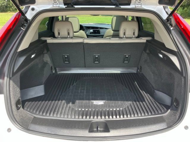 Used 2020 Cadillac XT4 Luxury FWD image 6