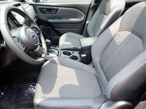 Certified 2025 Subaru Forester Premium AWD/4WD image 13