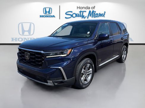 Certified 2024 Honda Pilot EX-L image 3