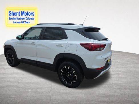 Used 2022 Chevrolet TrailBlazer LT AWD/4WD image 3