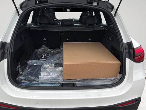 New 2026 Mercedes-Benz GLC 43 AMG 4MATIC image 21