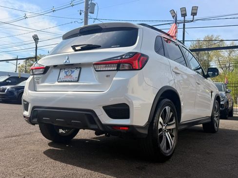 Used 2020 Mitsubishi Outlander Sport GT image 9