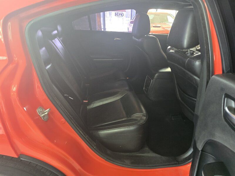 Used 2020 Dodge Charger SXT w/ Leather Interior Group RWD image 16