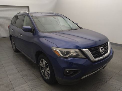 Used 2018 Nissan Pathfinder SV FWD image 13